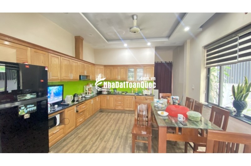 MẶT PHỐ NGHI TÀM - LÔ GÓC - 3 MẶT THOÁNG – VỊ TRÍ ĐẮC ĐỊA
 CƠ HỘI VÀNG: MUA GỘP 3 CĂN, GIÁ CHỈ NHỈNH 400 TRIỆU/M²